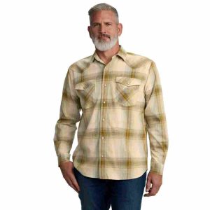 Montana Rugged Flex Relaxed Fit Lightweight Long-Sleeve Snap-Front Plaid Shirt